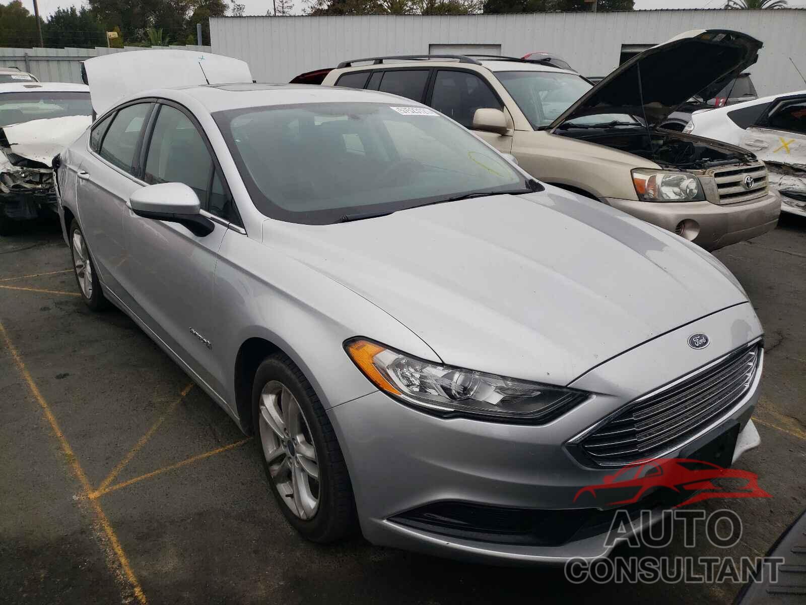 FORD FUSION 2018 - 3FA6P0LU8JR170019