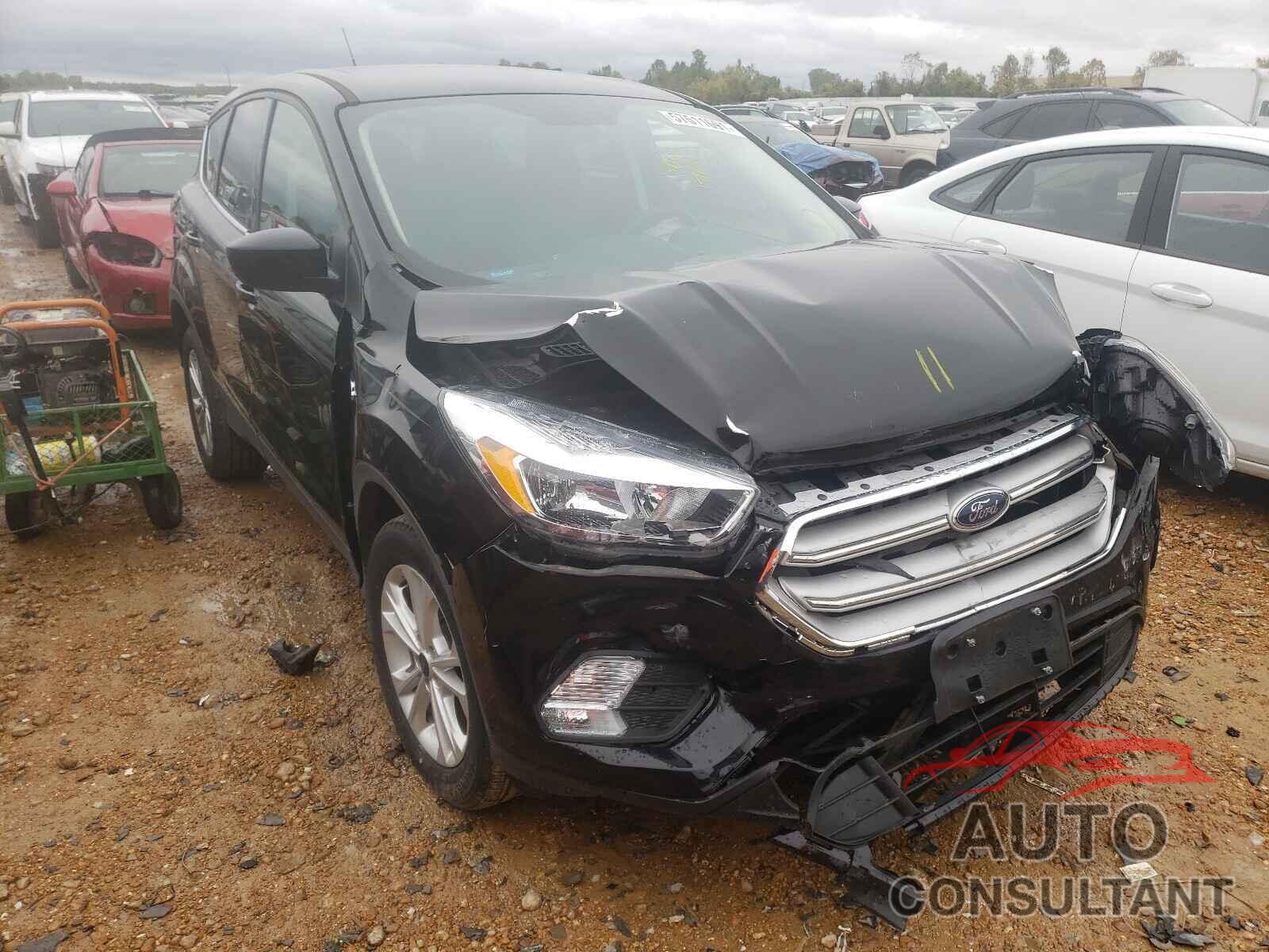 FORD ESCAPE 2019 - 1FMCU0GD3KUB58950