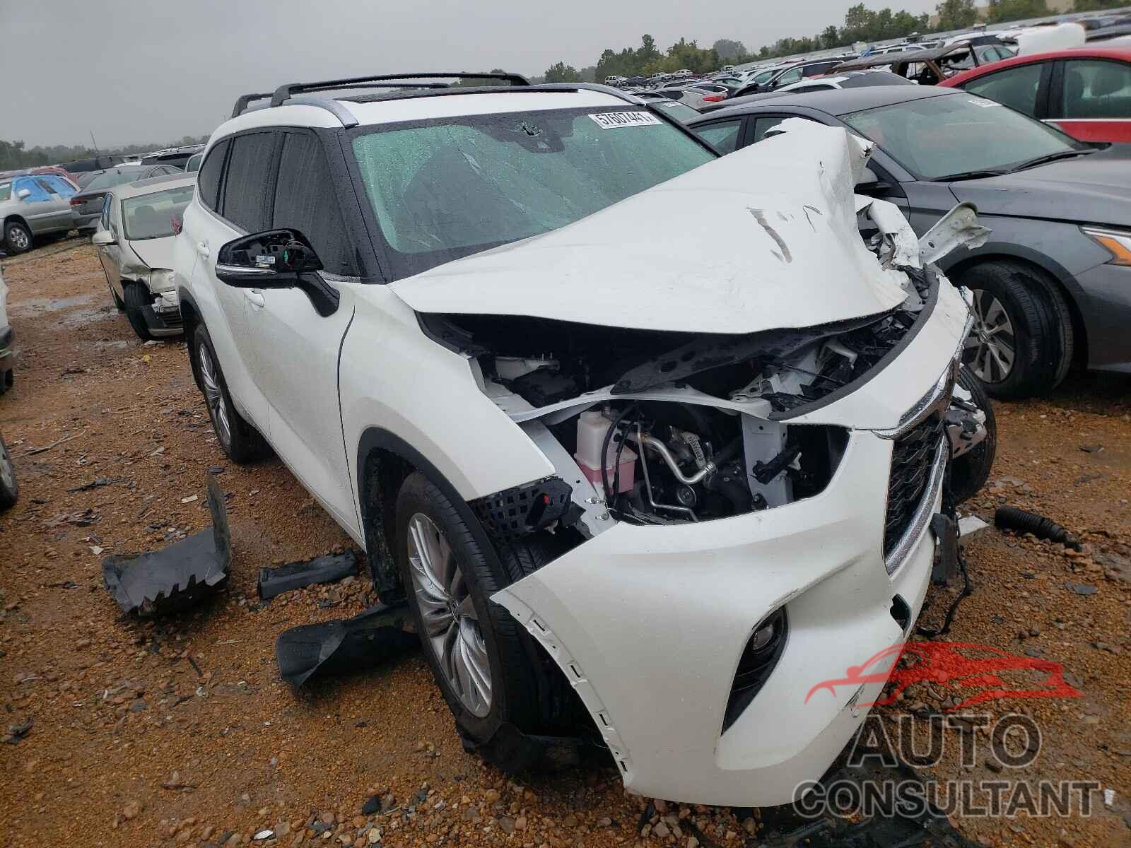 TOYOTA HIGHLANDER 2021 - 5TDFZRBH8MS060571