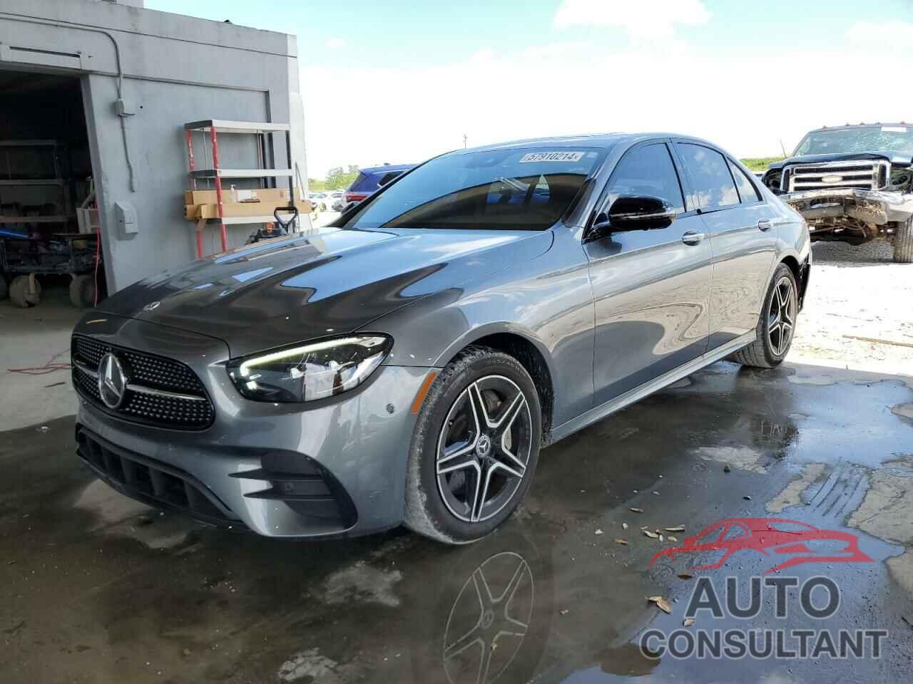 MERCEDES-BENZ E-CLASS 2023 - W1KZF5KB5PB106708