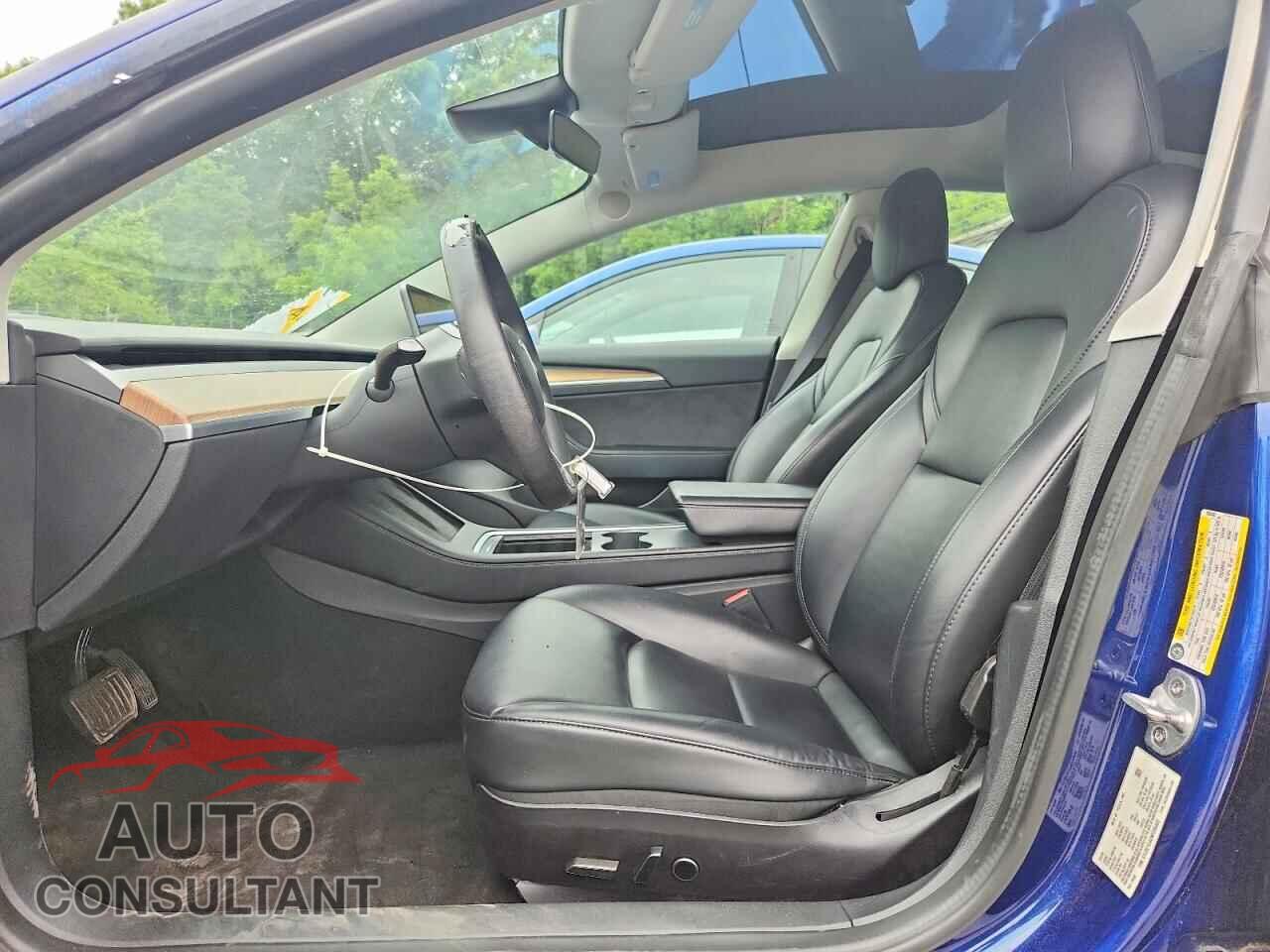 TESLA MODEL 3 2022 - 5YJ3E1EA0NF286480