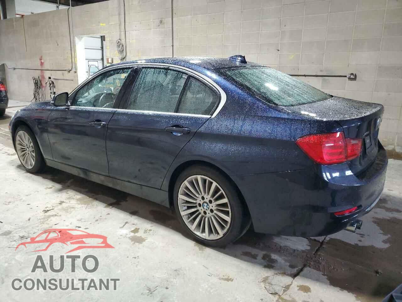 BMW 3 SERIES 2013 - WBA3B3C57DF537268