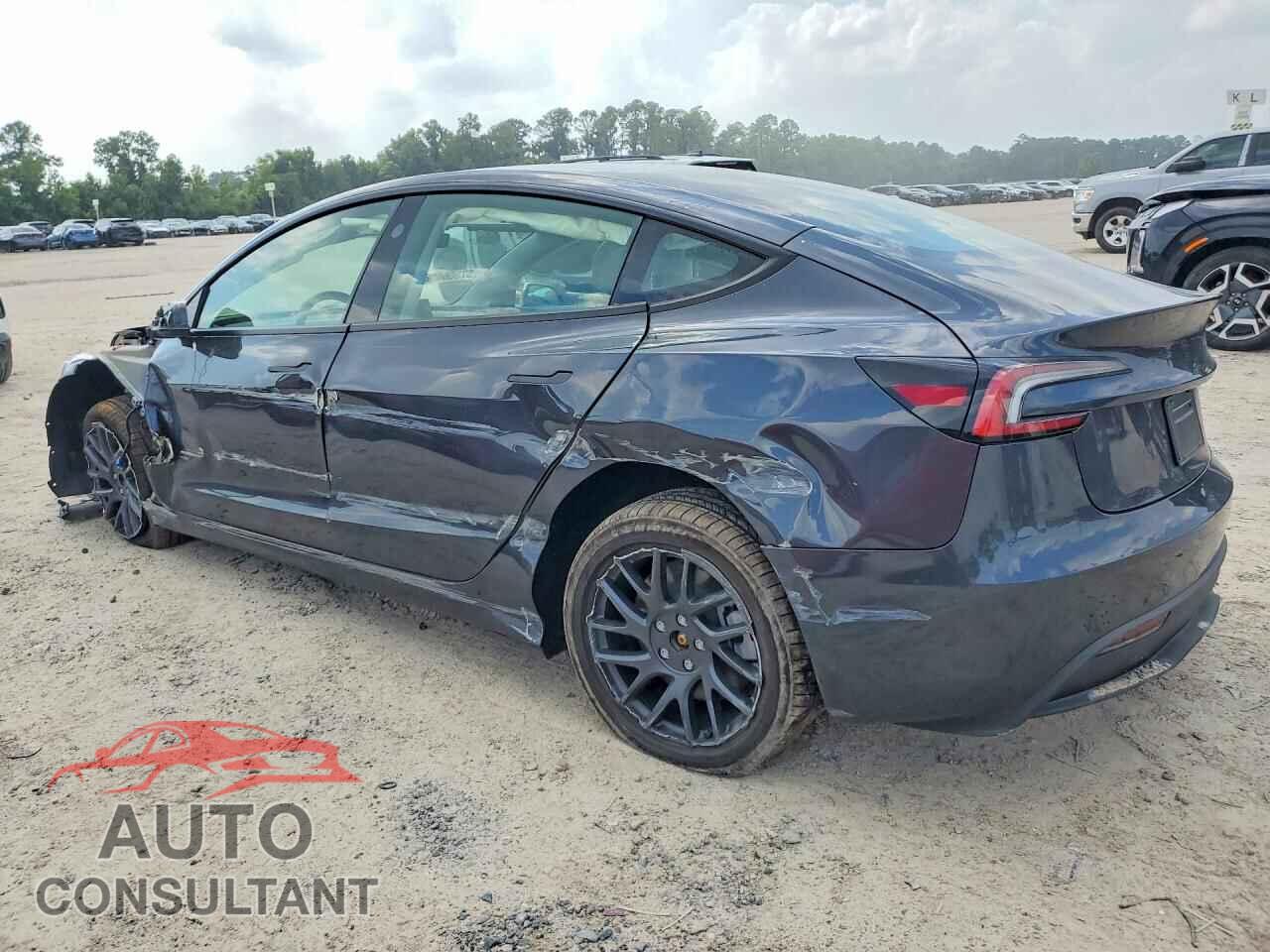 TESLA MODEL 3 2026 - 5YJ3E1EA5TF160564