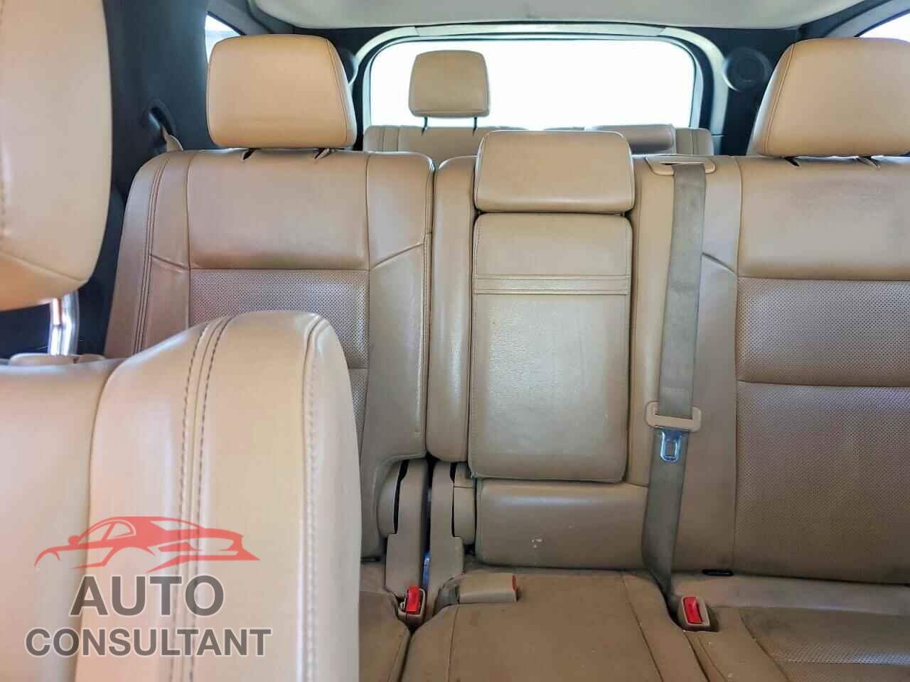DODGE DURANGO 2012 - 1C4SDJET7CC211544