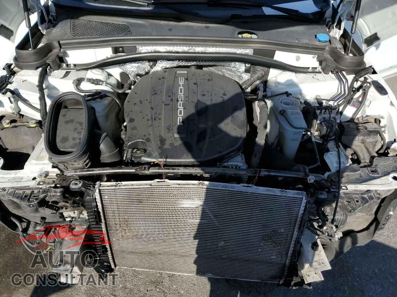 PORSCHE MACAN 2018 - WP1AA2A53JLB16279