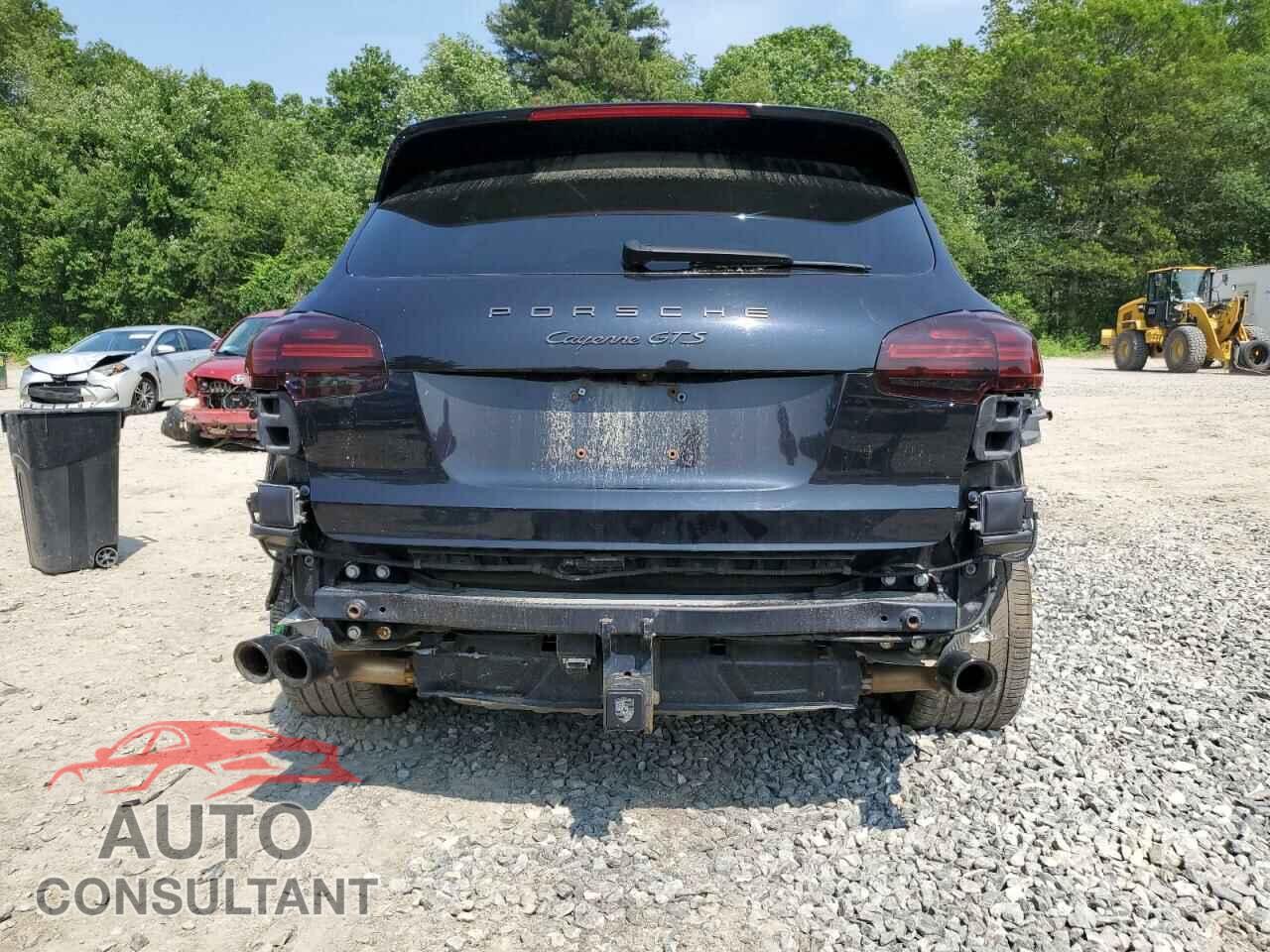 PORSCHE CAYENNE 2017 - WP1AD2A22HLA83041