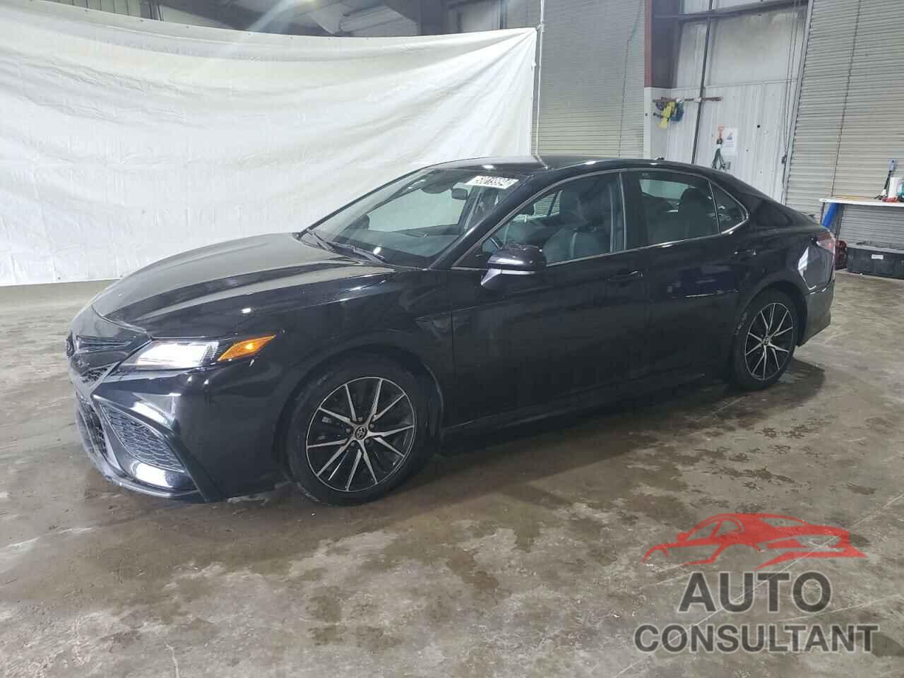 TOYOTA CAMRY 2021 - 4T1G11AK1MU546656