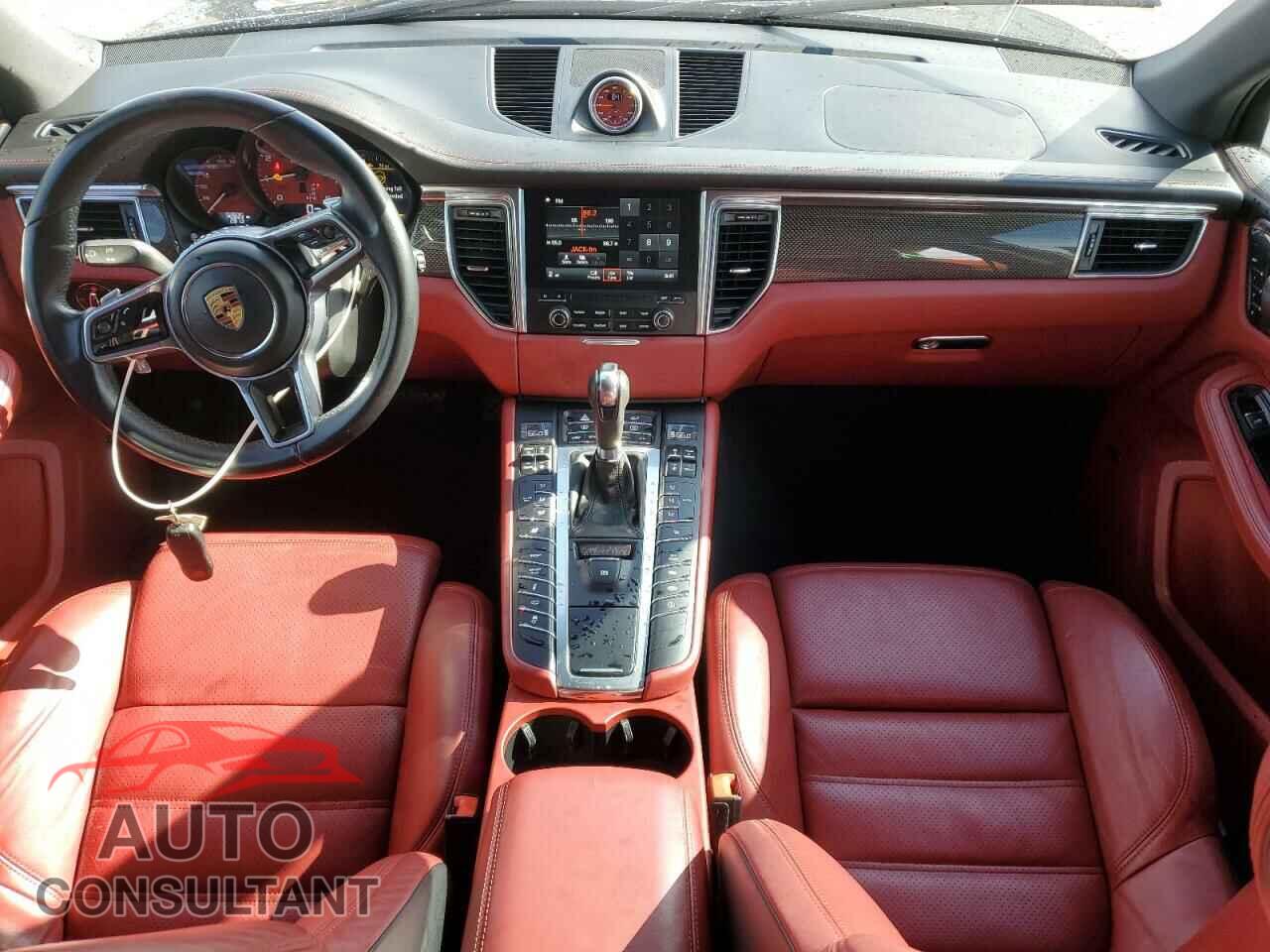 PORSCHE MACAN 2017 - WP1AG2A59HLB52843