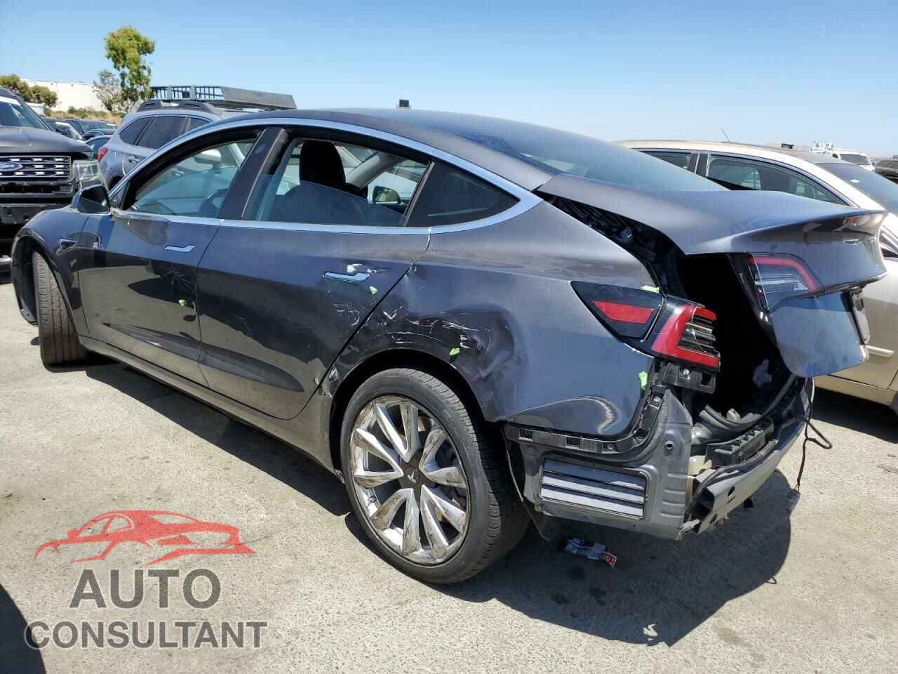 TESLA MODEL 3 2019 - 5YJ3E1EA2KF300844