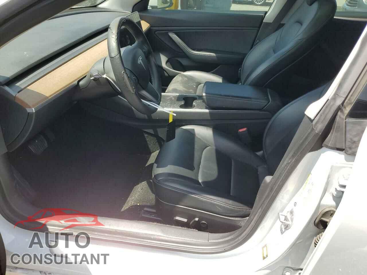 TESLA MODEL 3 2019 - 5YJ3E1EA3KF485003