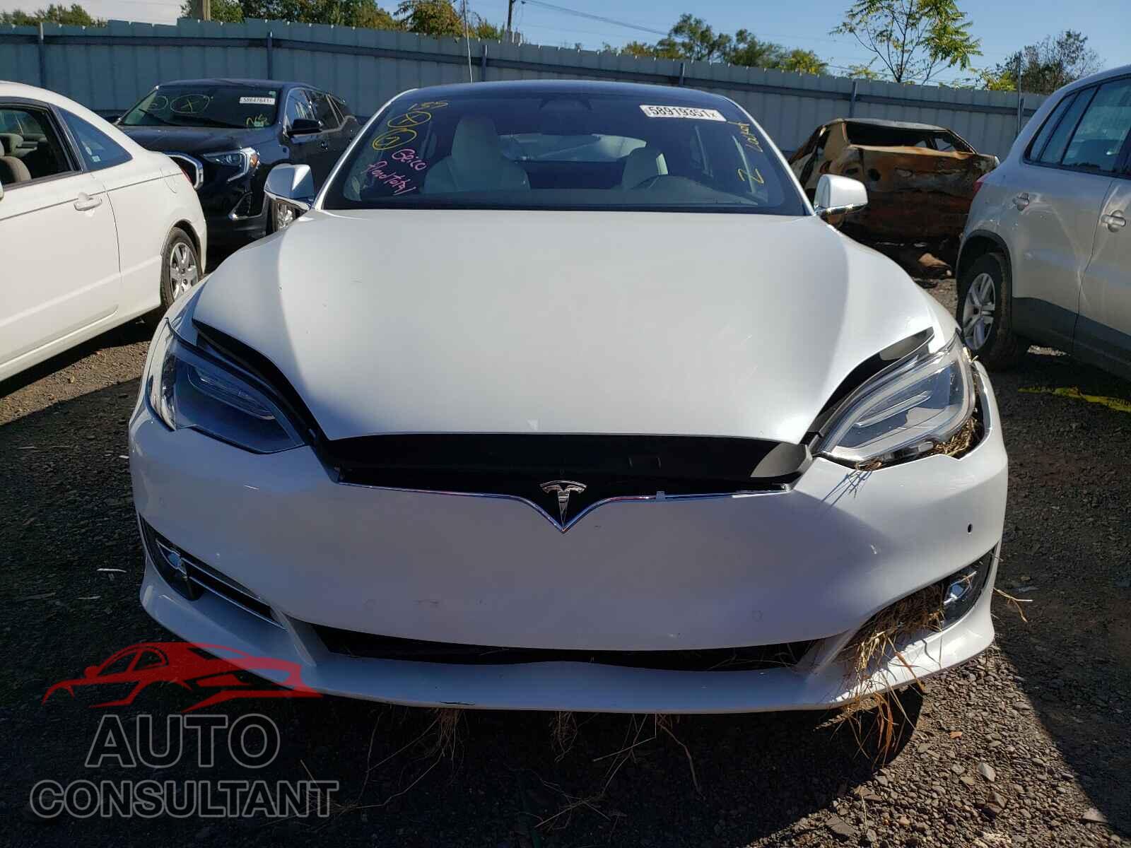 TESLA MODEL S 2020 - 5YJSA1E24LF356737