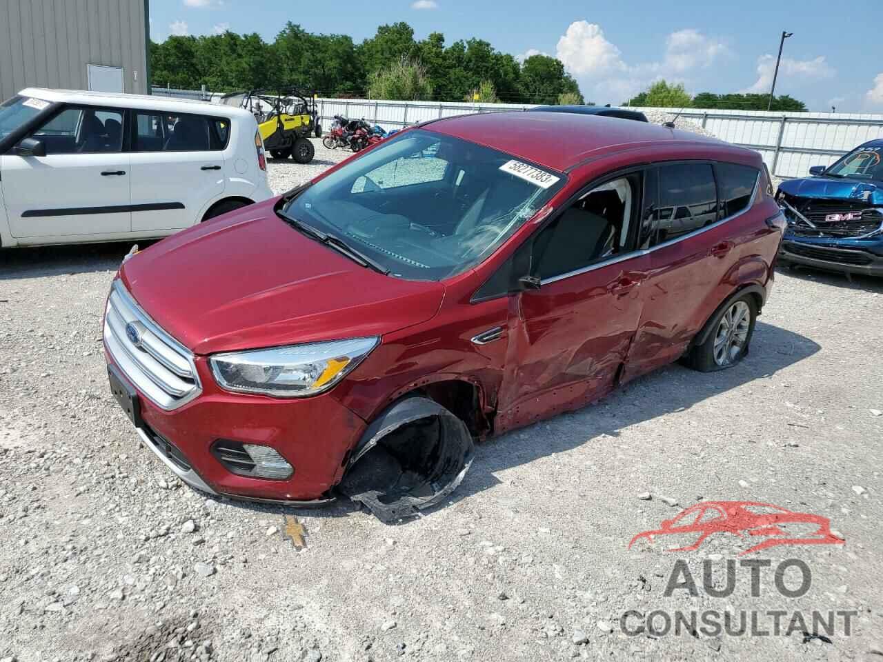 FORD ESCAPE 2017 - 1FMCU9G97HUC21492