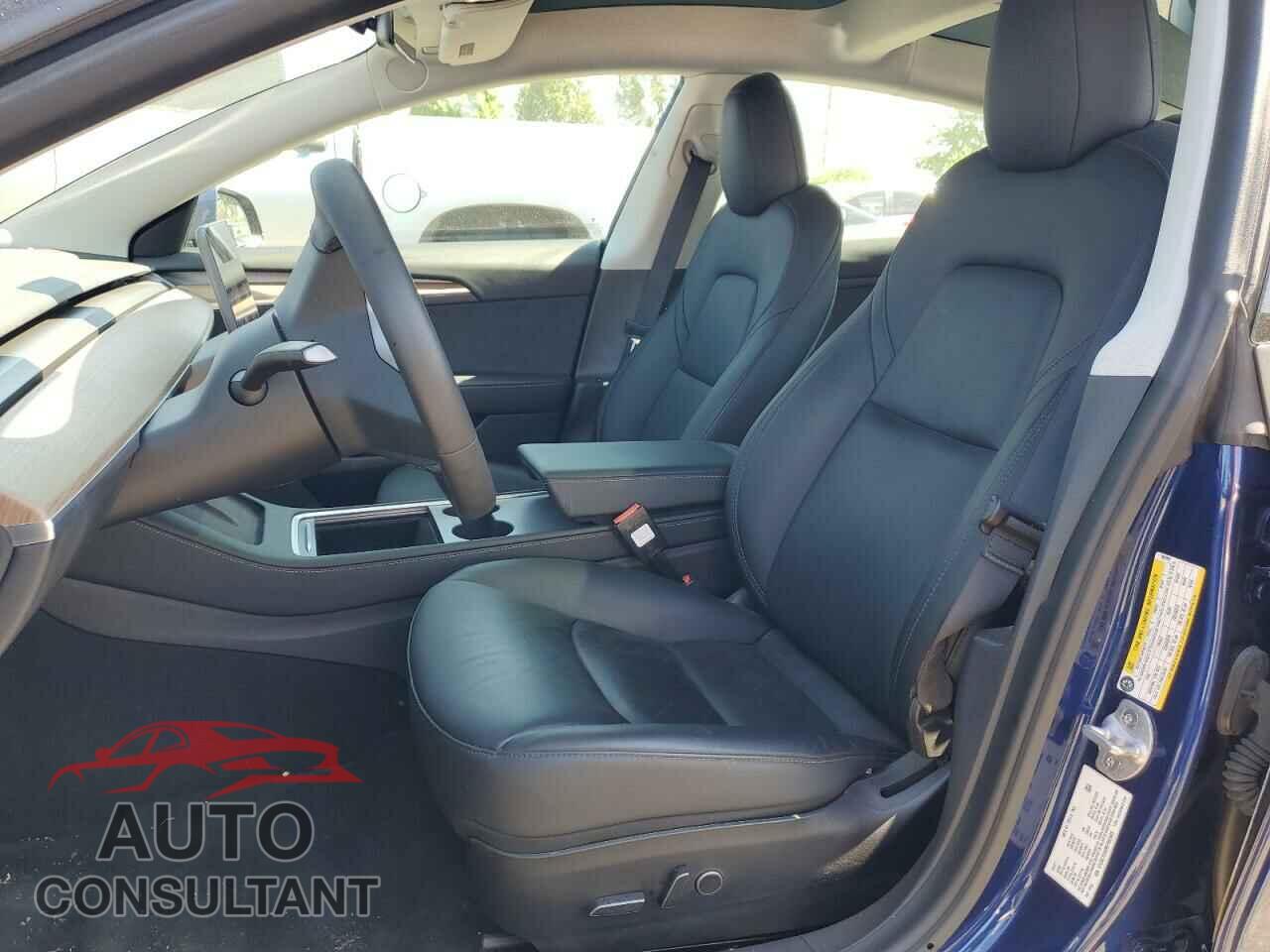 TESLA MODEL 3 2021 - 5YJ3E1EAXMF968989