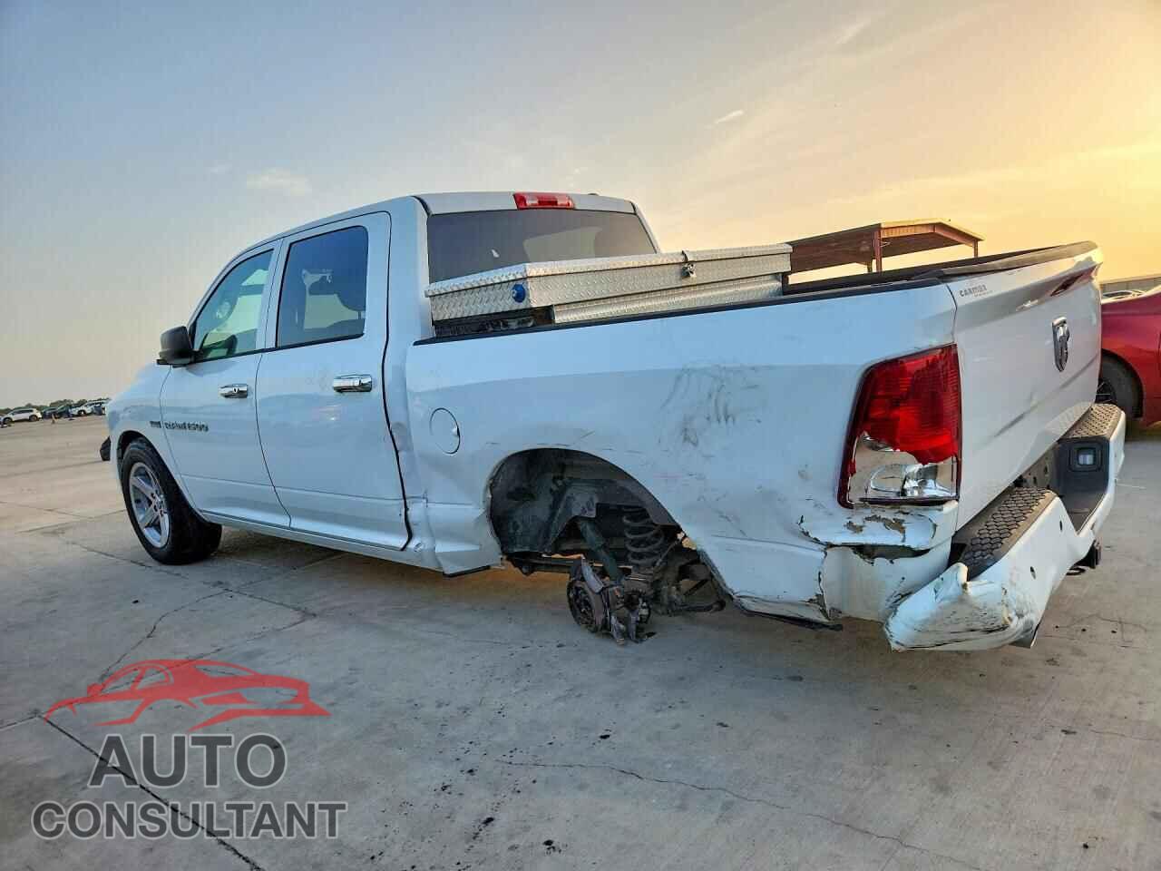 DODGE RAM 1500 2012 - 1C6RD6KT1CS201086