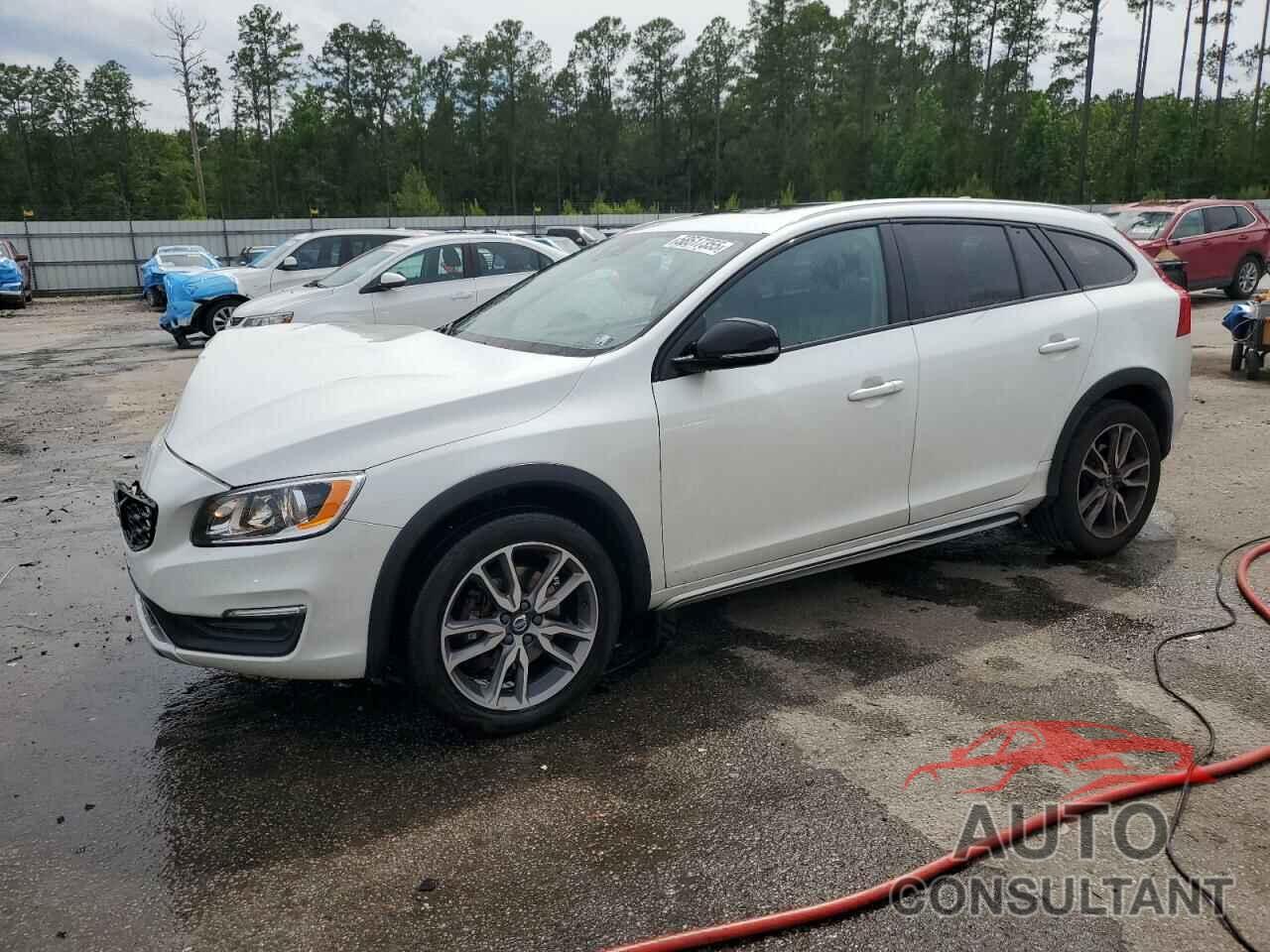 VOLVO V60 2018 - YV440MWKXJ2058198