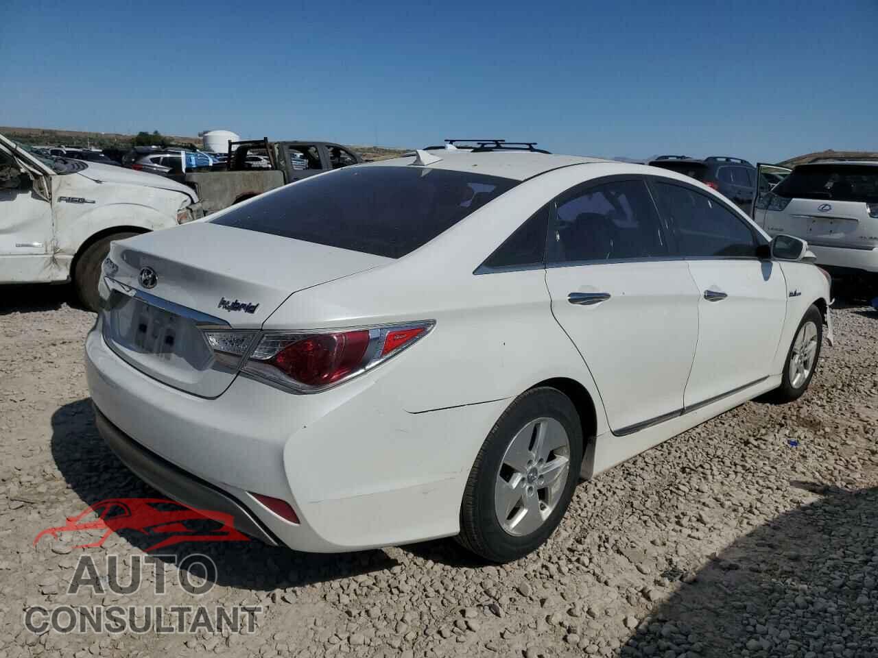 HYUNDAI SONATA 2012 - KMHEC4A42CA030827