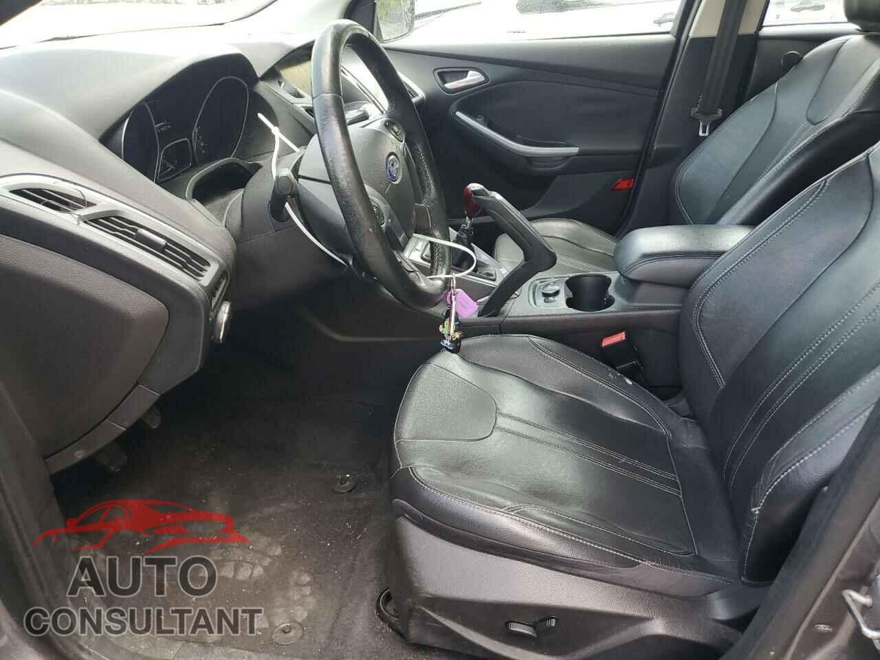 FORD FOCUS 2012 - 1FAHP3N28CL412864