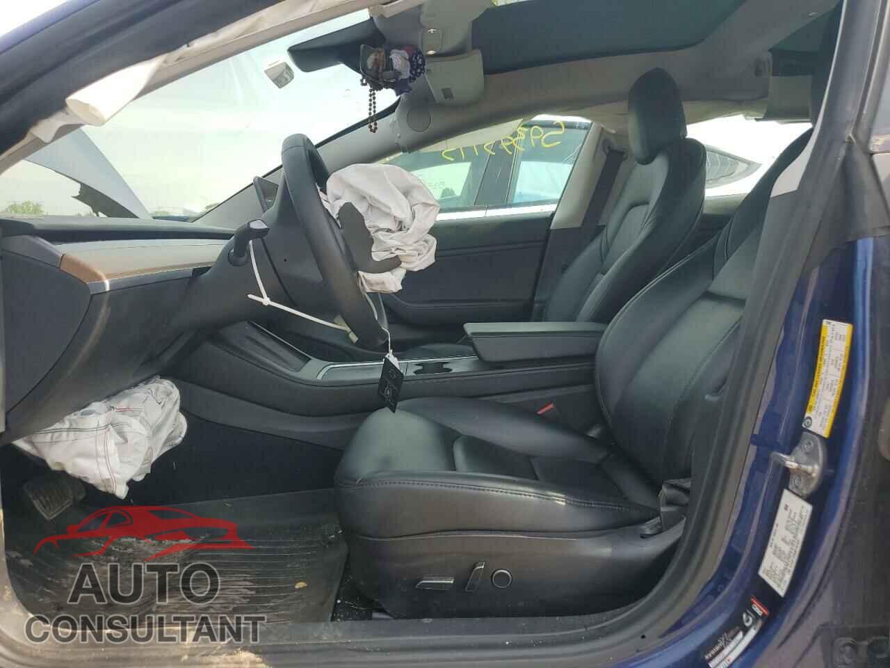TESLA MODEL 3 2021 - 5YJ3E1EB5MF923581