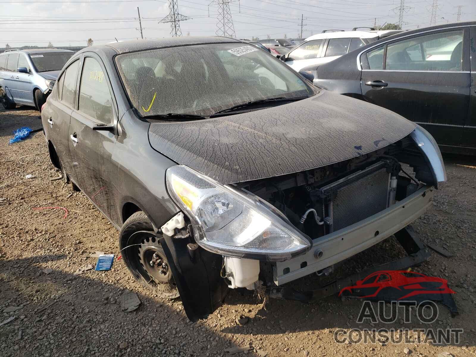 NISSAN VERSA 2019 - 3N1CN7AP2KL849008
