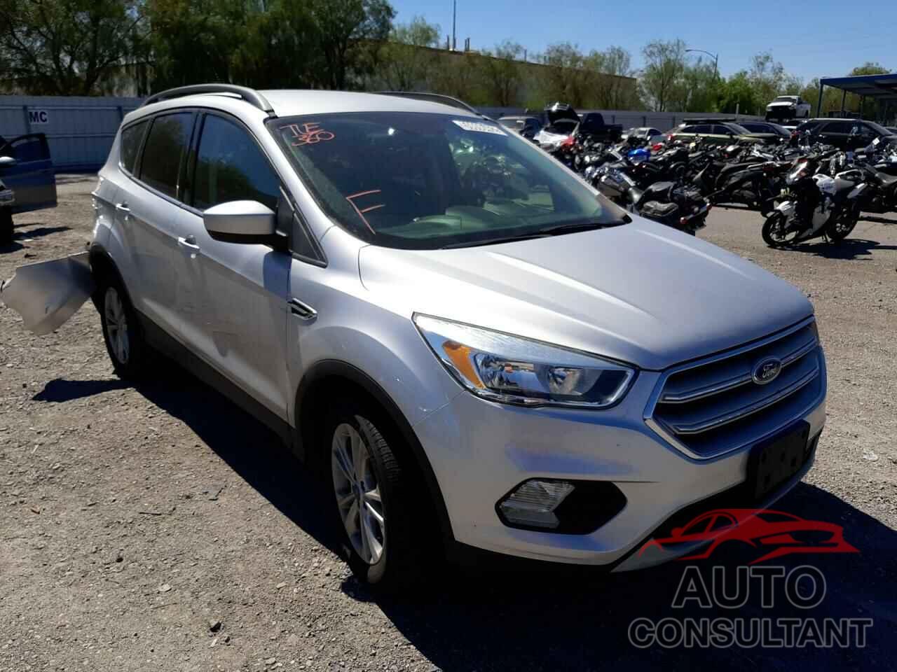 FORD ESCAPE 2018 - 1FMCU0GD5JUB44319