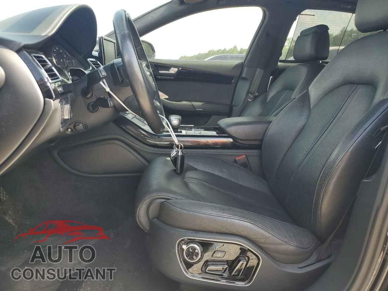 AUDI A8 2011 - WAURVAFD0BN026383