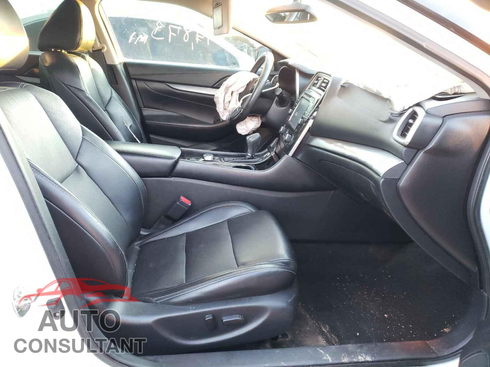 NISSAN MAXIMA 2017 - 1N4AA6AP1HC361804