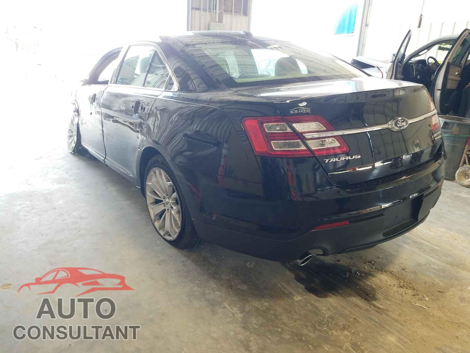 FORD TAURUS 2018 - 1FAHP2F83JG129999