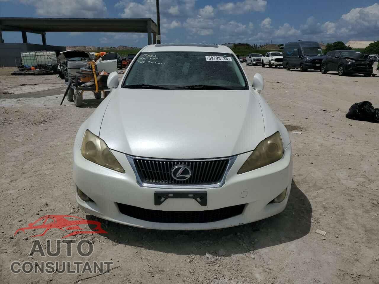 LEXUS IS 2010 - JTHBF5C20A5126928