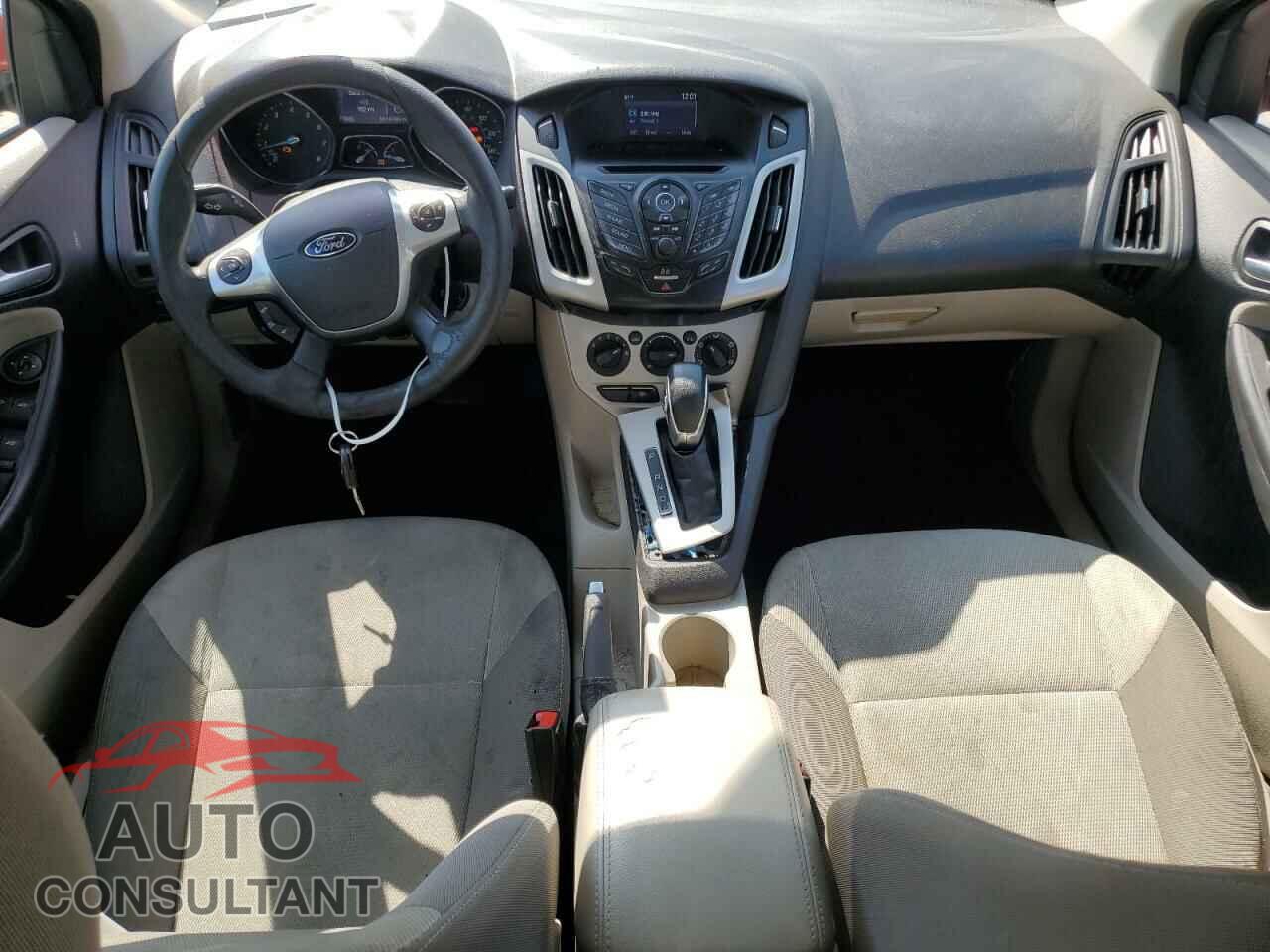 FORD FOCUS 2014 - 1FADP3F24EL283117