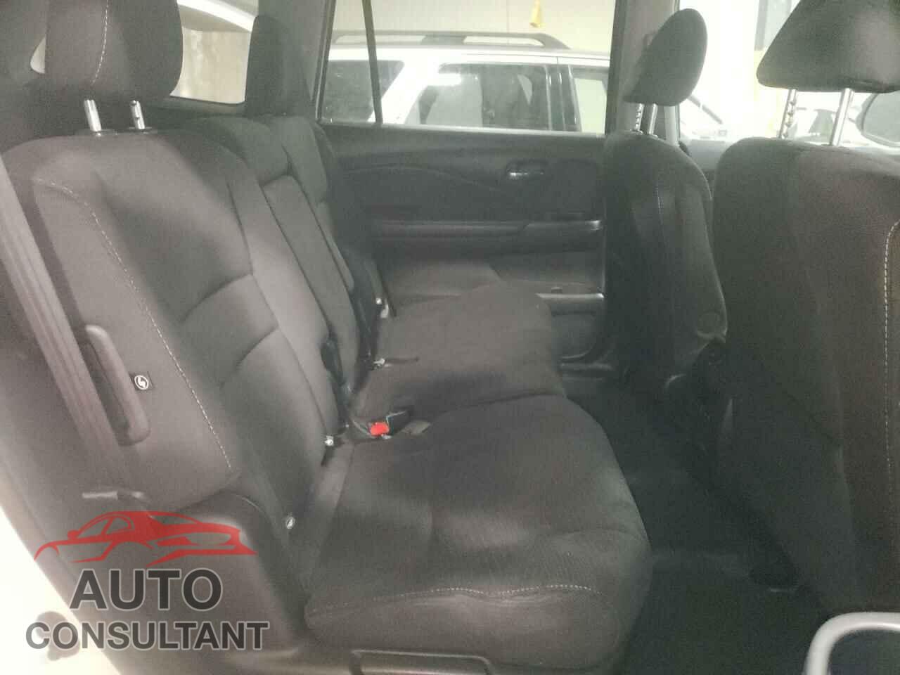 HONDA PILOT 2017 - 5FNYF6H30HB092761
