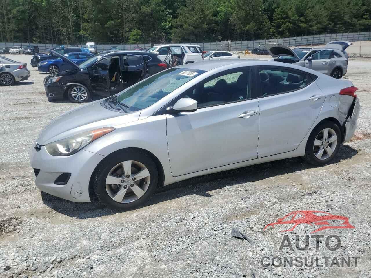 HYUNDAI ELANTRA 2013 - 5NPDH4AE7DH302454