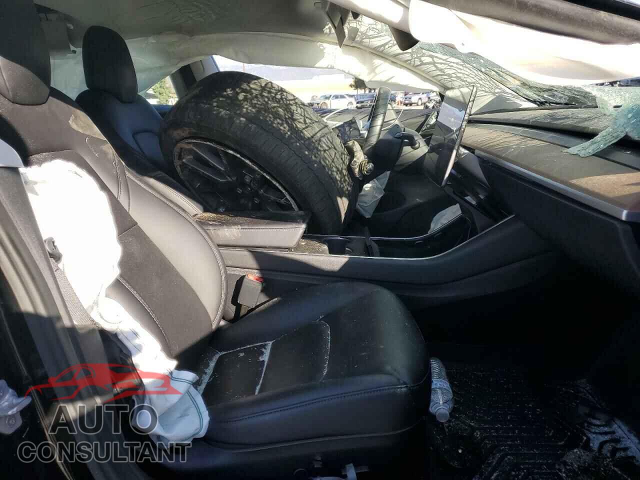 TESLA MODEL 3 2018 - 5YJ3E1EA2JF172233
