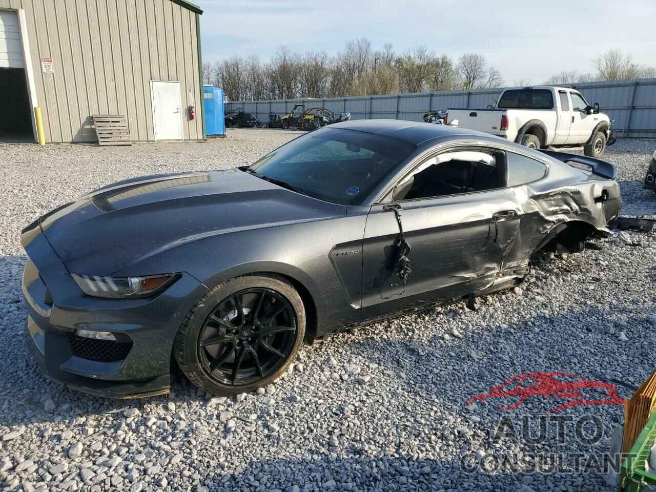 FORD MUSTANG 2020 - 1FA6P8JZXL5552748