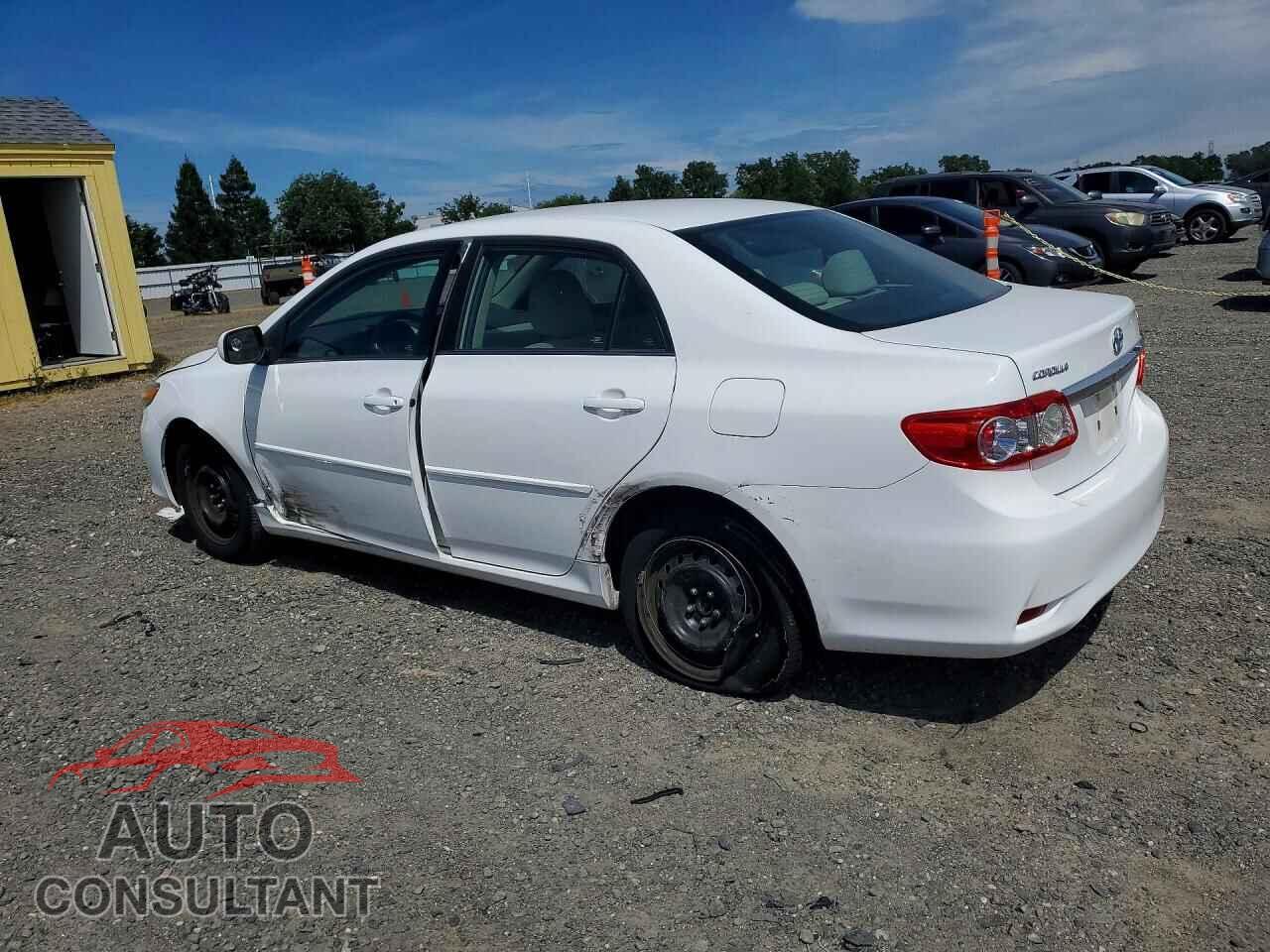 TOYOTA COROLLA 2013 - 2T1BU4EEXDC084672