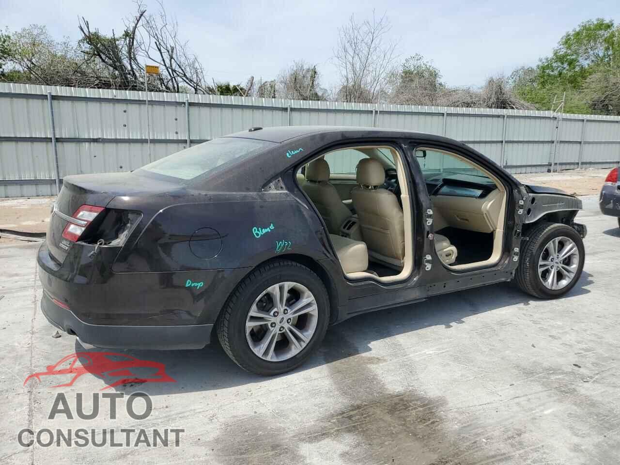 FORD TAURUS 2013 - 1FAHP2E82DG200440