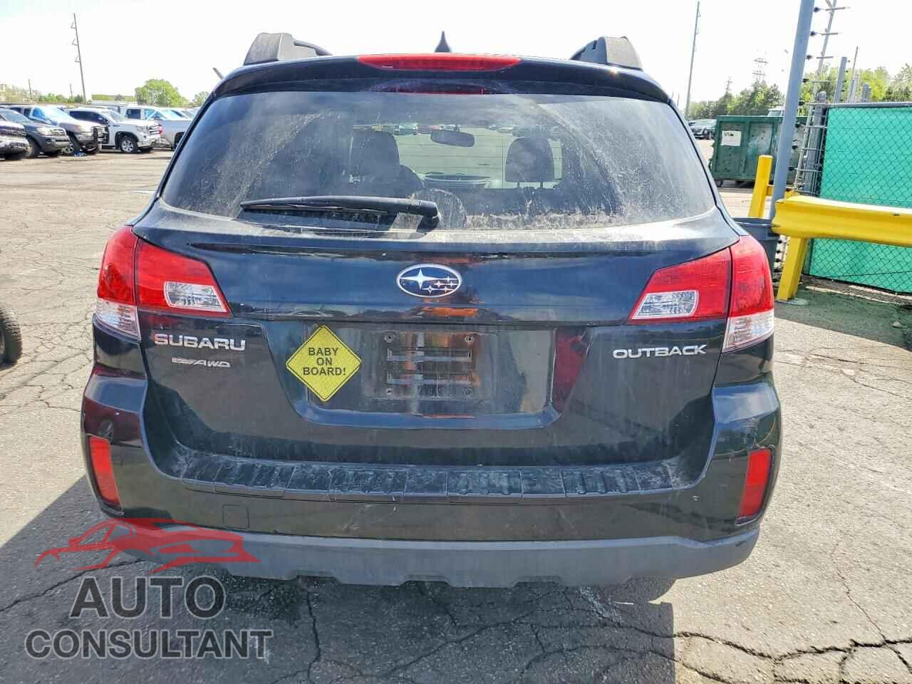 SUBARU OUTBACK 2013 - 4S4BREKC8D2211150