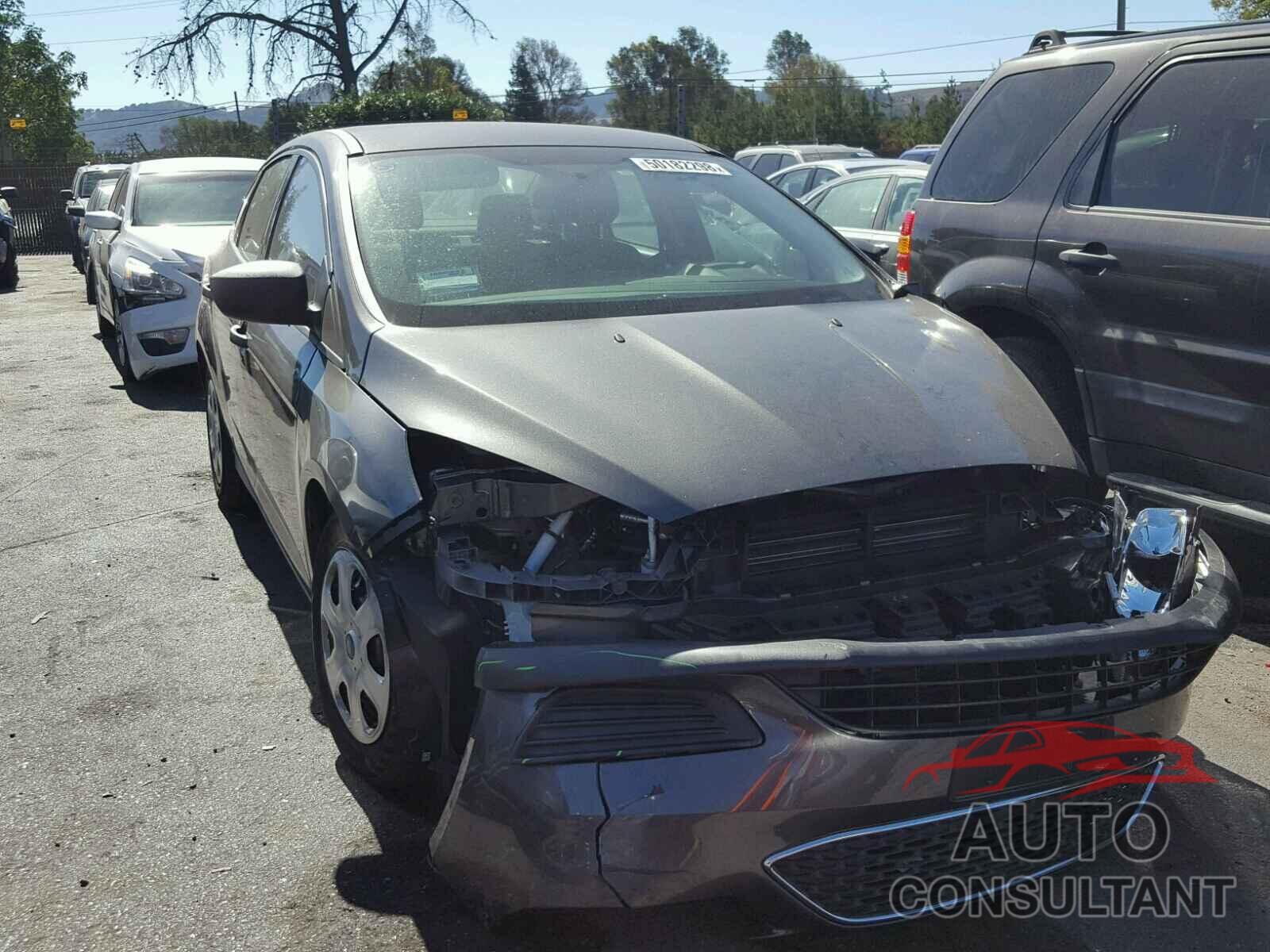 FORD FOCUS 2018 - 1FADP3E24JL287972