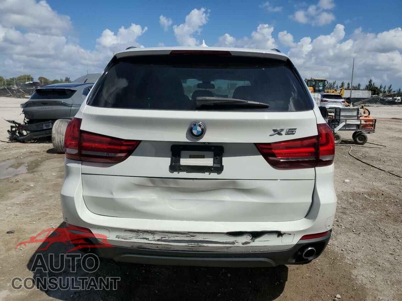 BMW X5 2014 - 5UXKR2C51E0H34334