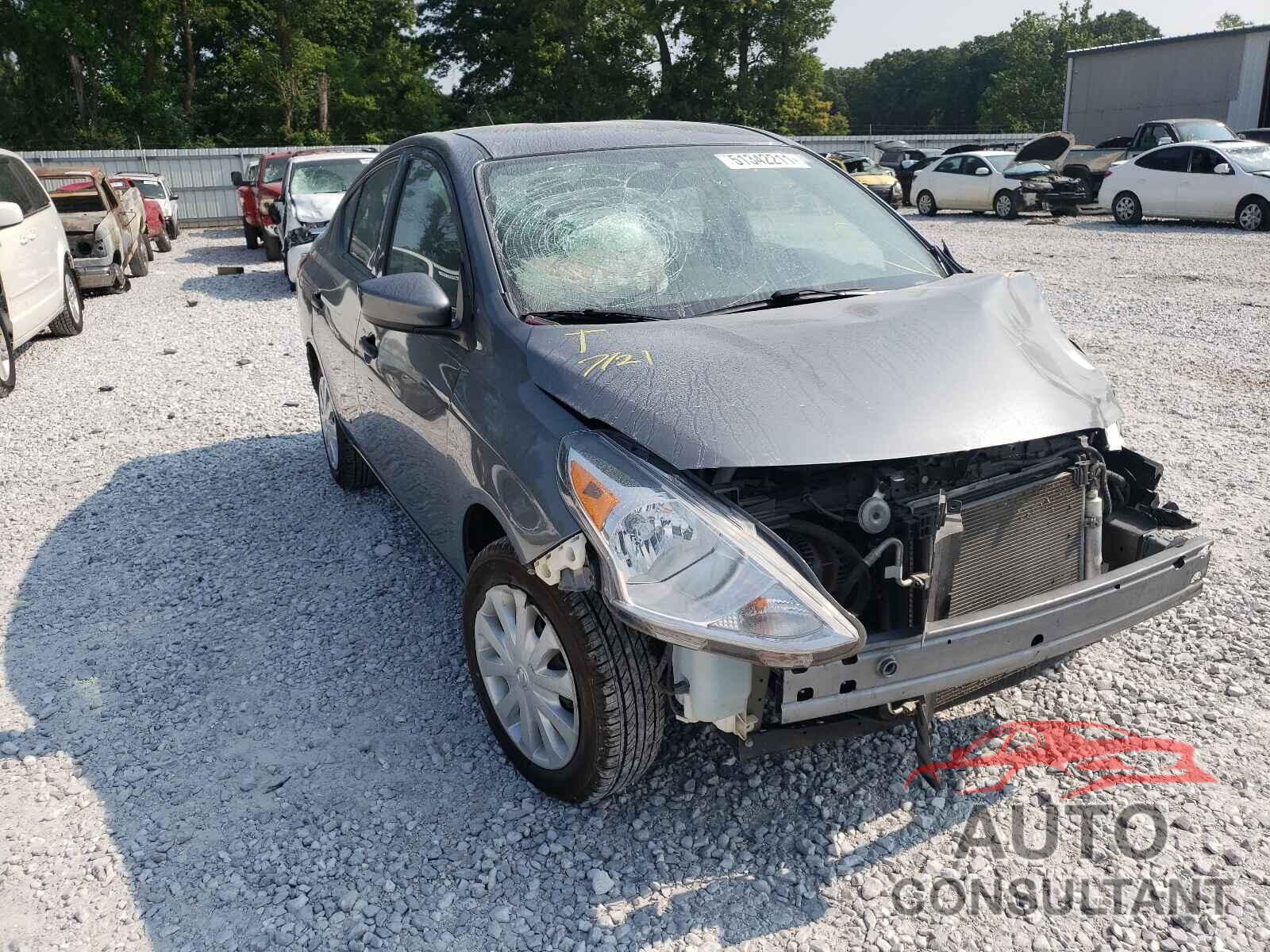 NISSAN VERSA 2018 - 3N1CN7AP0JL838751