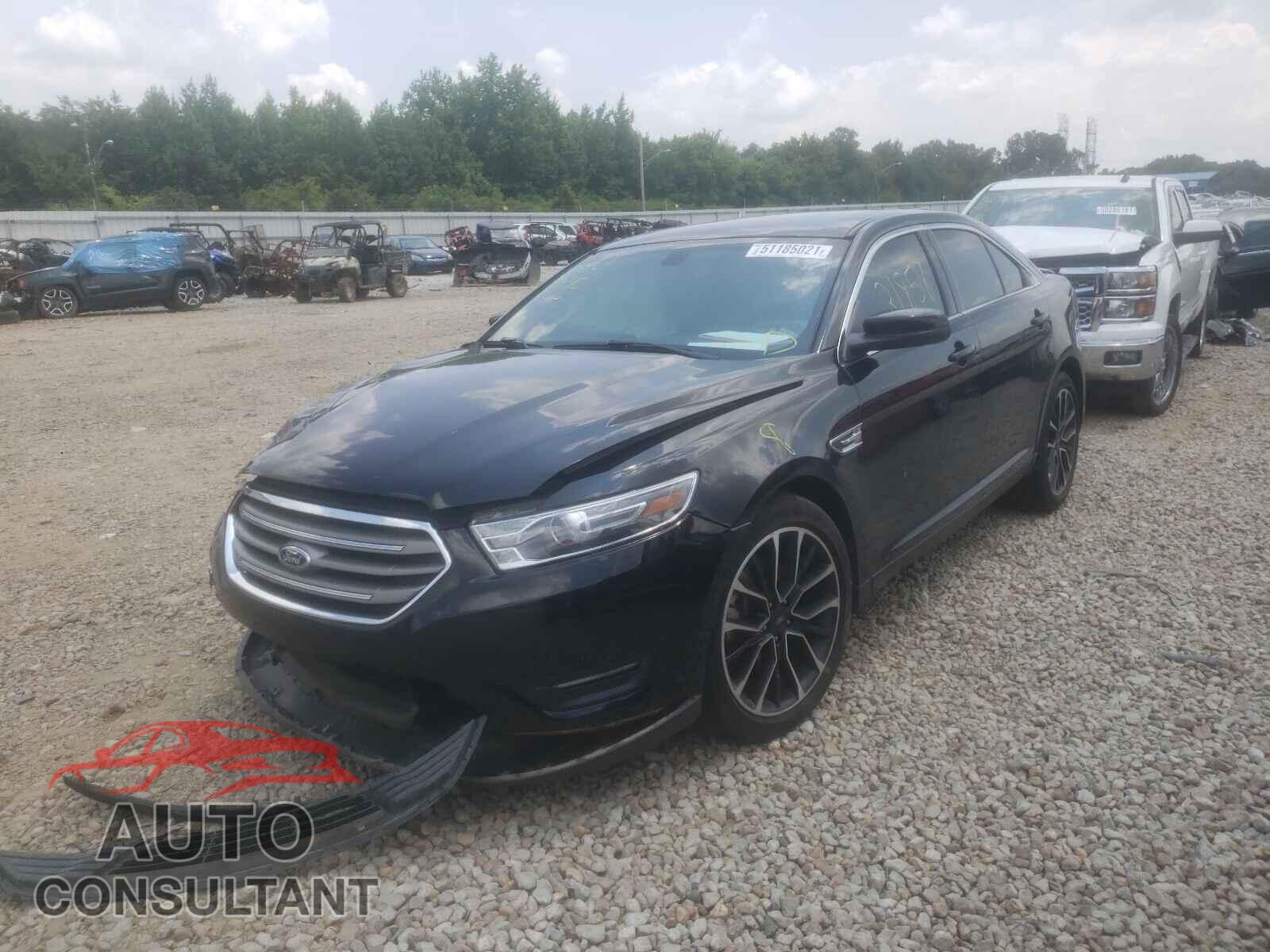 FORD TAURUS 2018 - 1FAHP2E83JG132399
