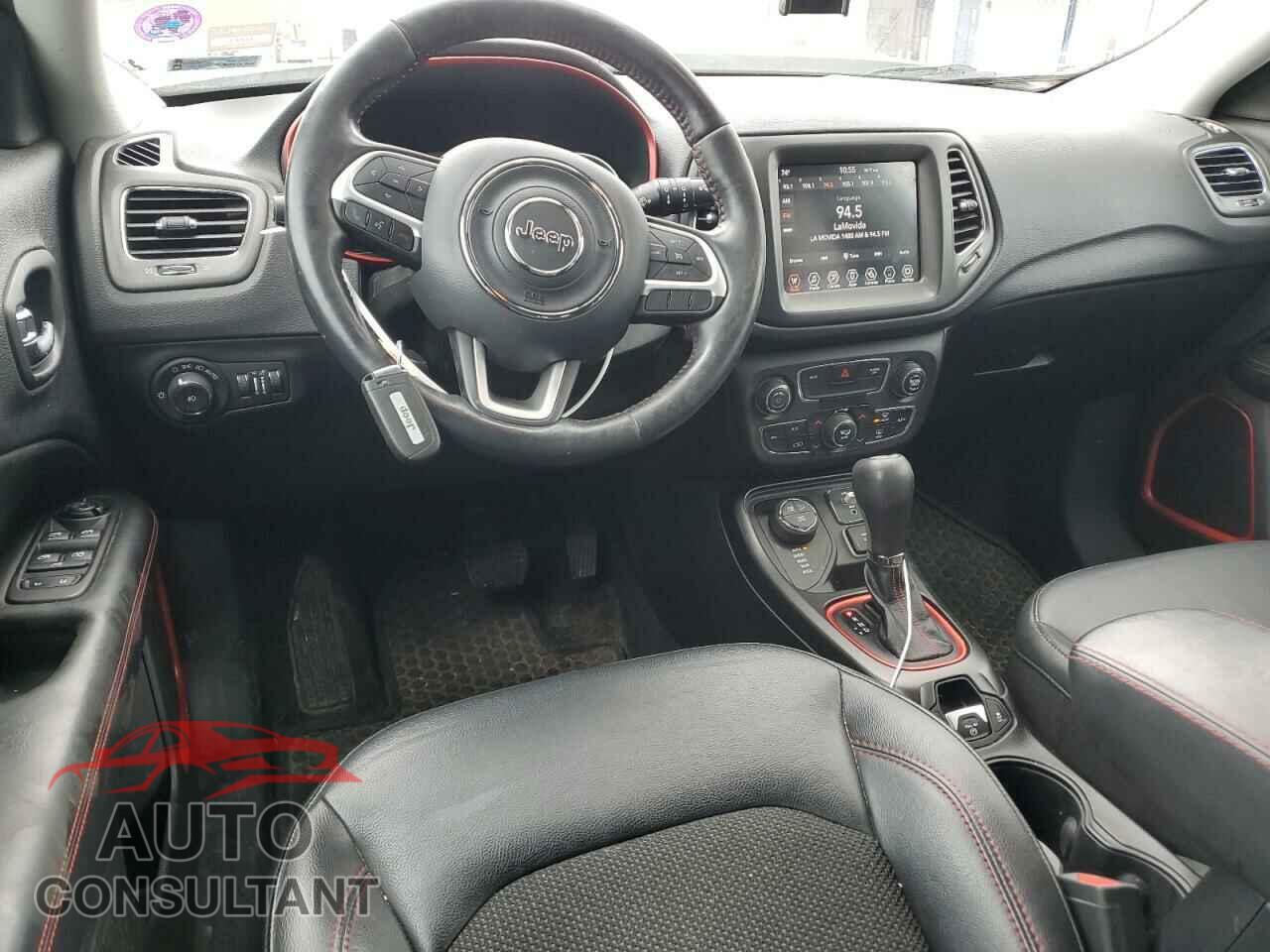 JEEP COMPASS 2019 - 3C4NJDDB9KT818421