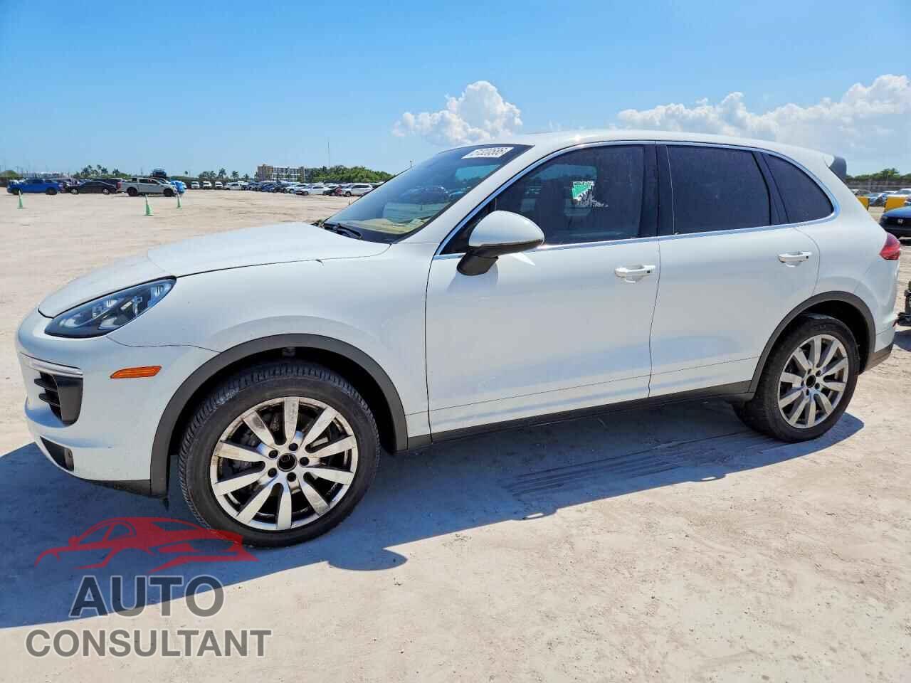 PORSCHE CAYENNE 2016 - WP1AA2A23GKA08605