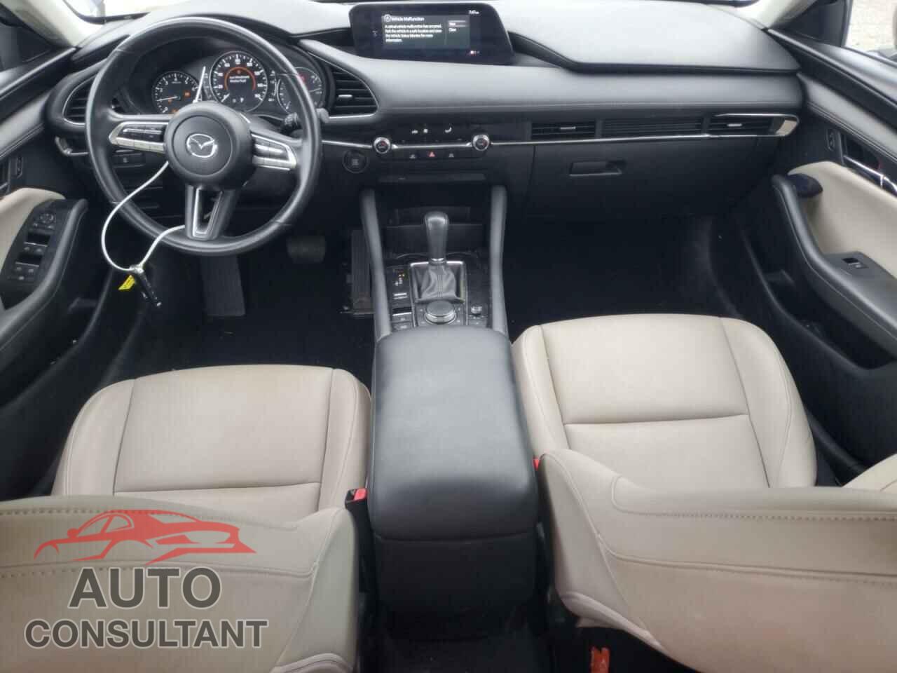 MAZDA 3 2019 - JM1BPACL2K1112845