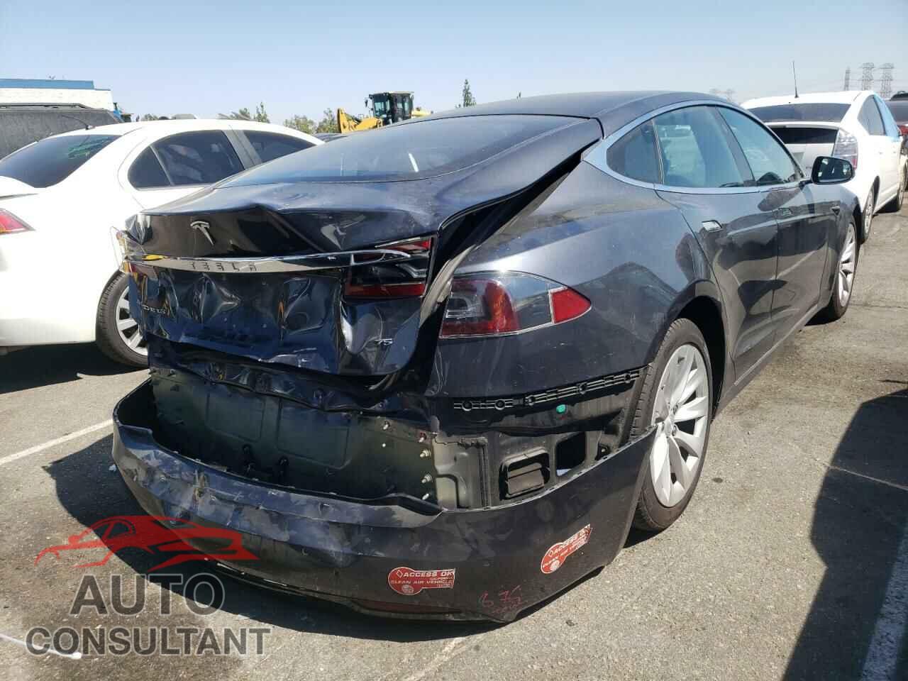 TESLA MODEL S 2017 - 5YJSA1E17HF201422