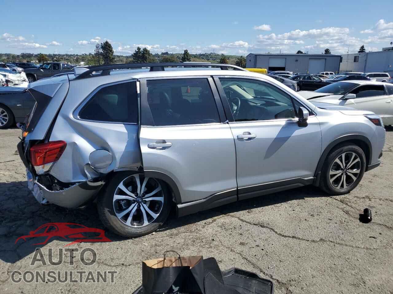 SUBARU FORESTER 2023 - JF2SKAPC8PH415380