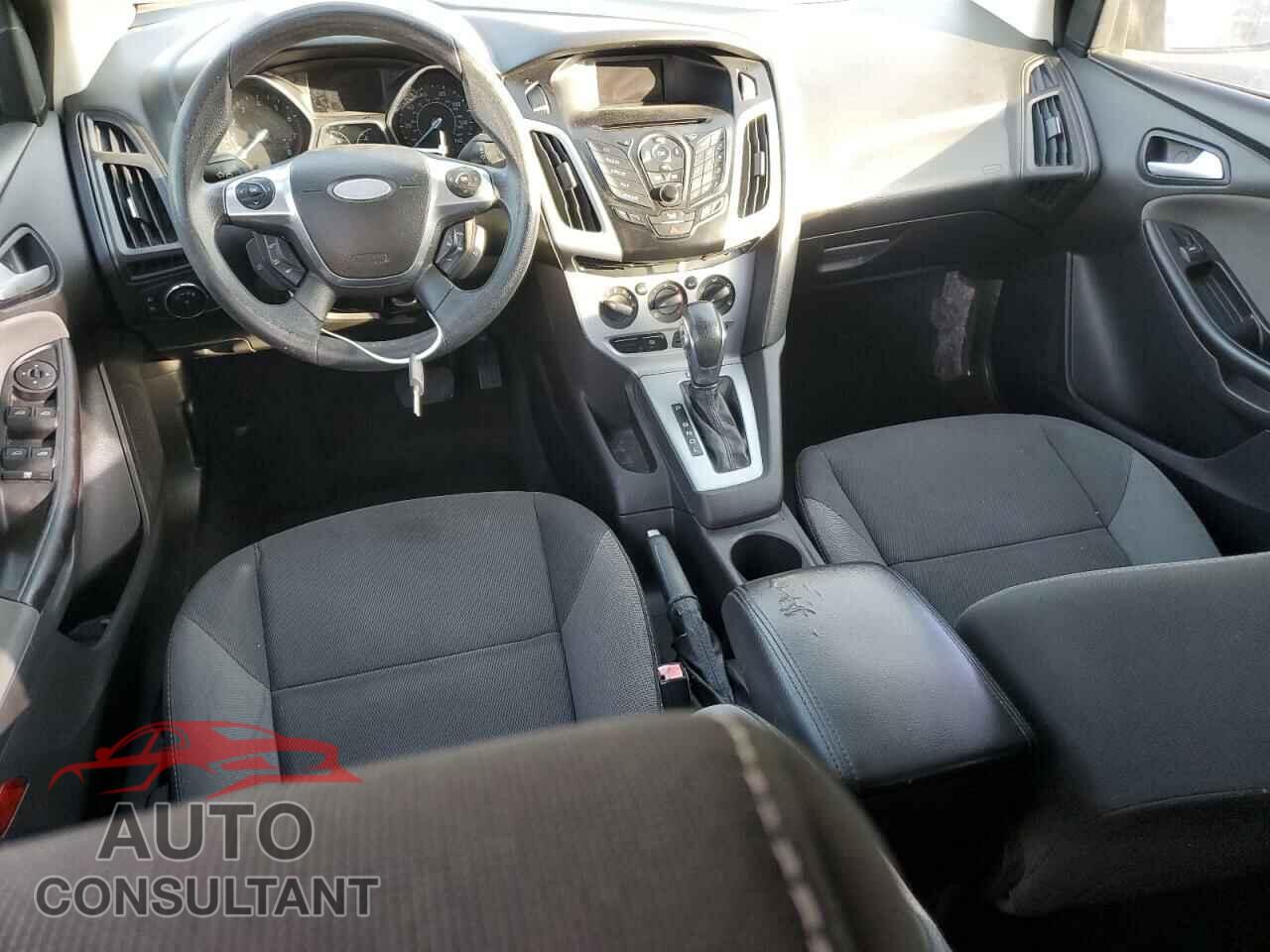 FORD FOCUS 2012 - 1FAHP3K26CL267621