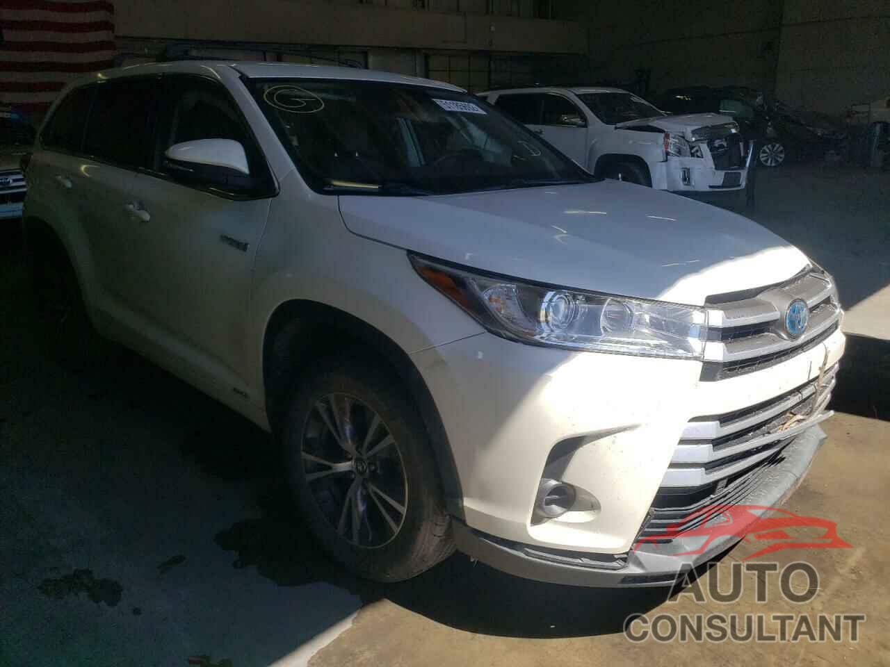 TOYOTA HIGHLANDER 2017 - 5TDBGRFH1HS036388