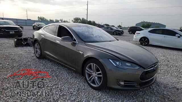 TESLA MODEL S 2015 - 5YJSA1E42FF115359