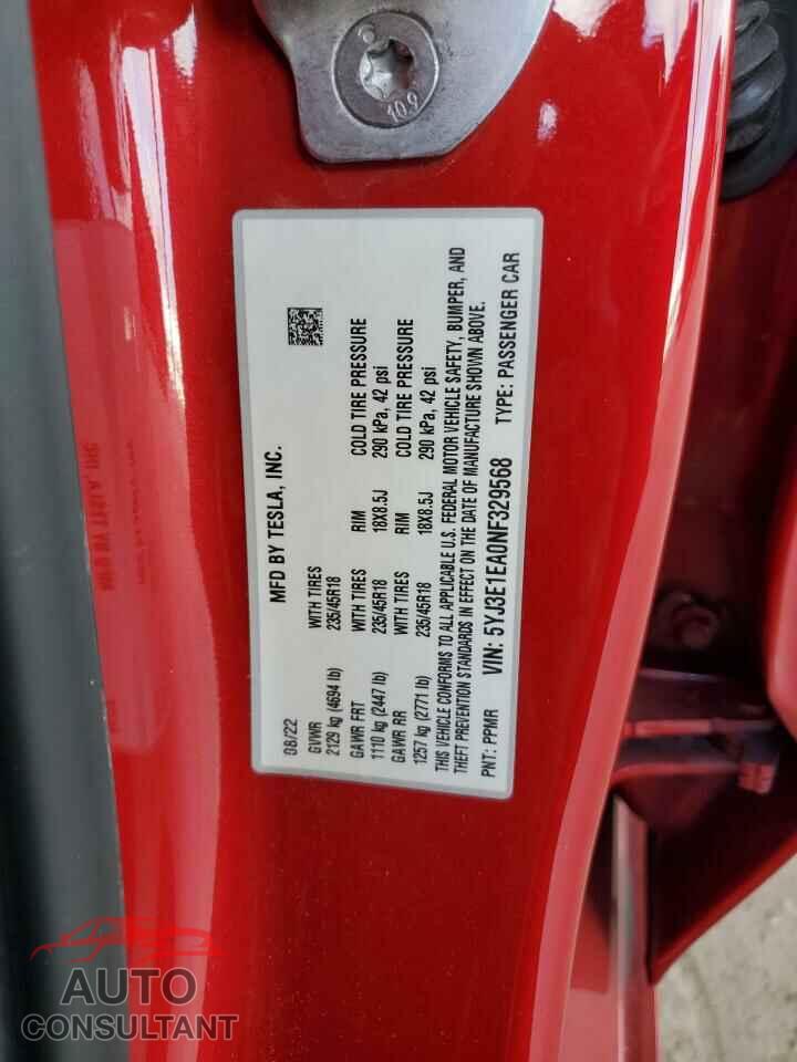 TESLA MODEL 3 2022 - 5YJ3E1EA0NF329568