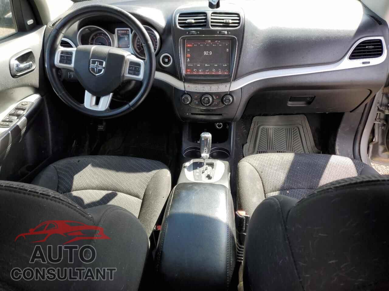 DODGE JOURNEY 2017 - 3C4PDCCG5HT538043